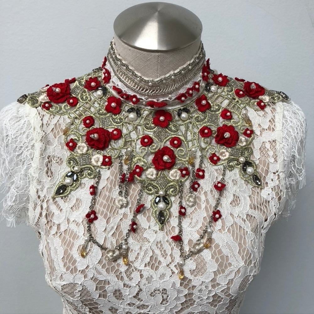 Alice + Olivia Lace Mini Dress Womens 0 White Red Embellished Floral Ruffle - Picture 2 of 11